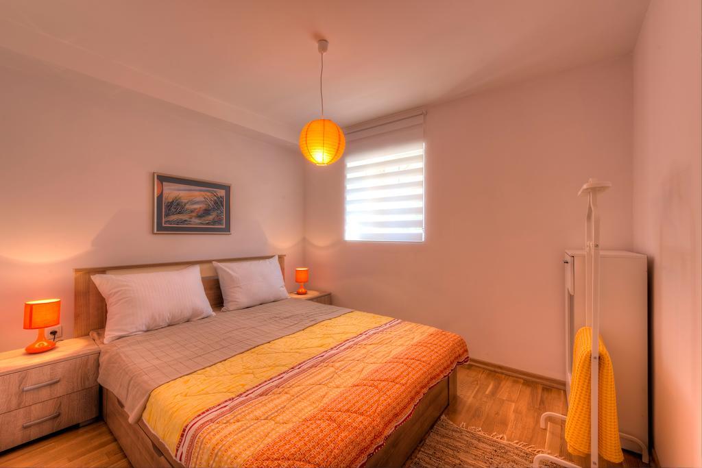 Apartments City Center Тиват Екстериор снимка