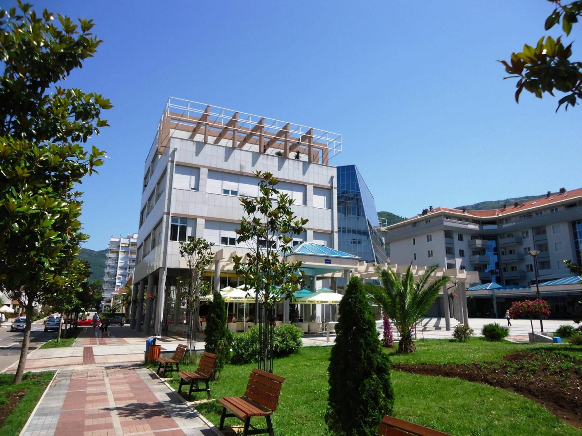 Apartments City Center Тиват Екстериор снимка